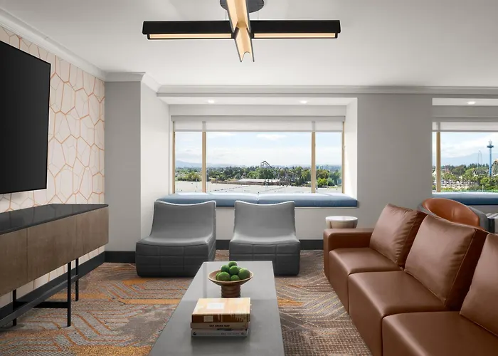 Hilton Santa Clara - Newly Renovated